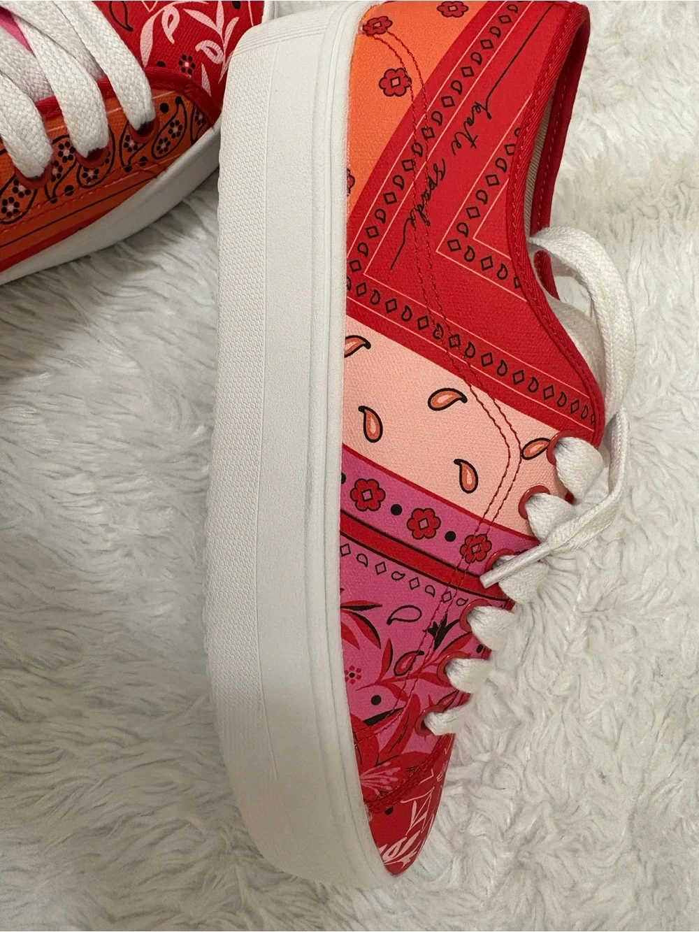 Kate Spade New York Serve Bandana Patchwork Platform Red-Pink Sneakers Size 7.5B